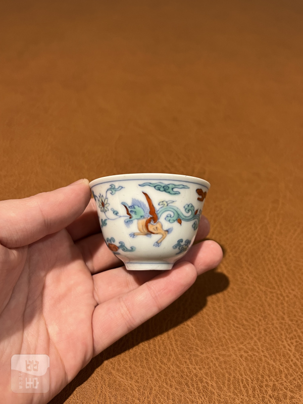 清雍正 斗彩香草龙纹杯 - 图3